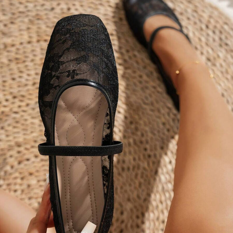 Zapatos de mujer de elegante flor de rosa con punta...